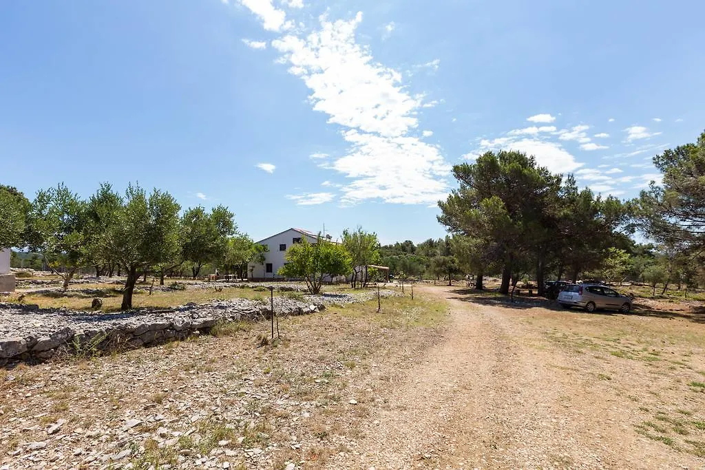 Eco Secluded Apartments Zabodarski Cunski