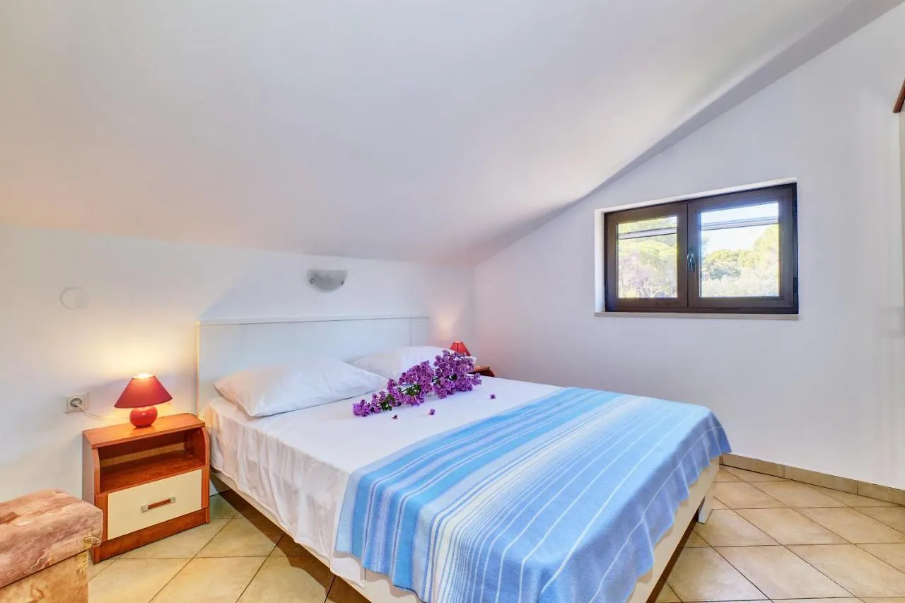 Eco Secluded Apartments Zabodarski Čunski 0*,  Kroatien