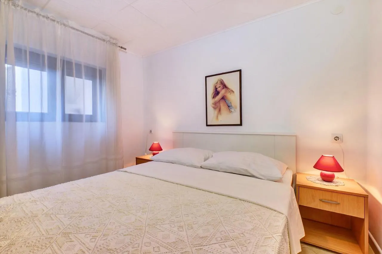 Eco Secluded Apartments Zabodarski Cunski Croatia