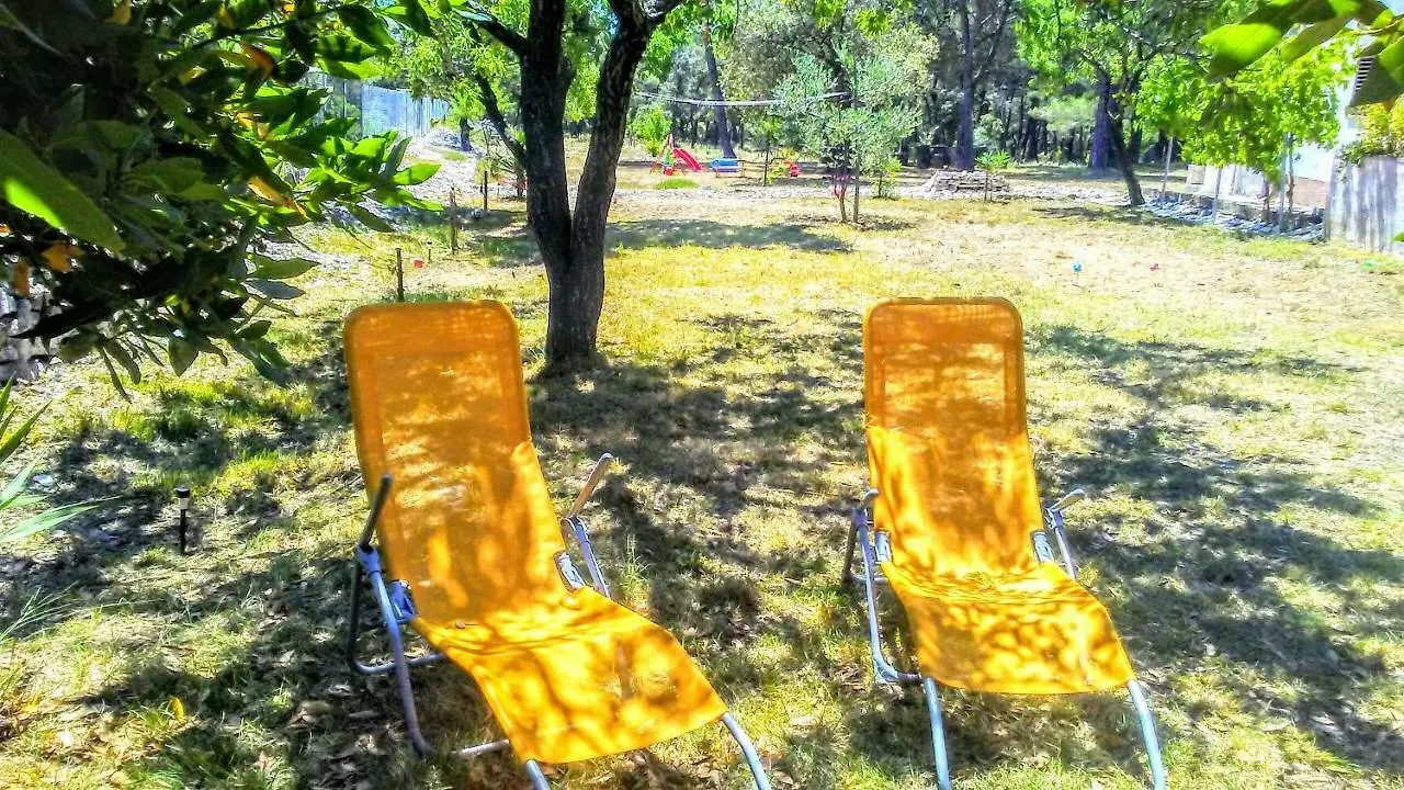Eco Secluded Apartments Zabodarski Čunski